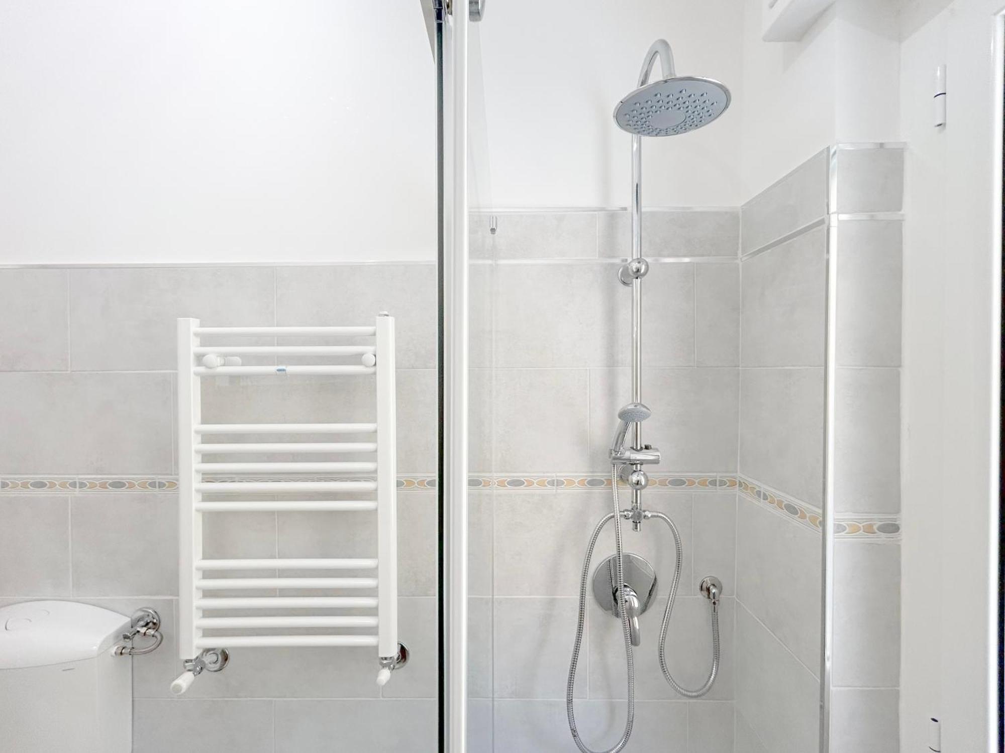 Elegant House - Centro - 400Mt Dal Mare Apartment เวนติมิญา ภายนอก รูปภาพ